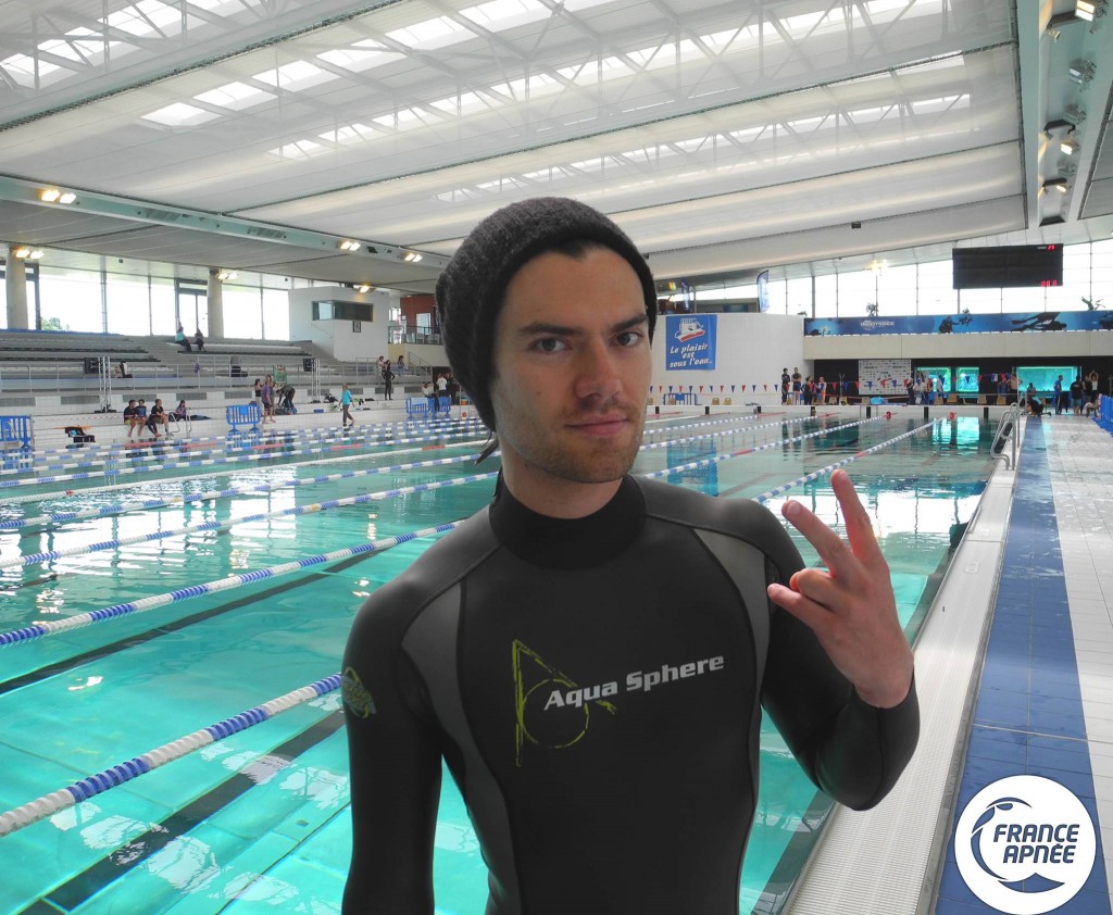 Alexis Duvivier auteur un incroyable 200m DNF en bassin de 50 photo : France Apnée