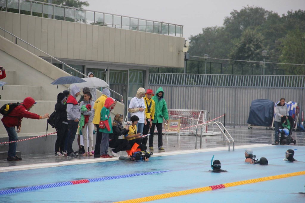 sale temps sur Belgrade pour la finale A du DYN (photo : Aleksandr Pangaev)