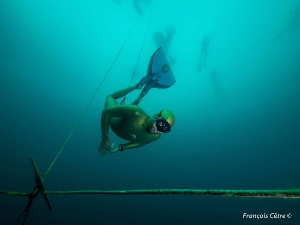 Arthur sur le Jump Blue de la Gravière du Fort en Alsace (photo : François Cêtre) 